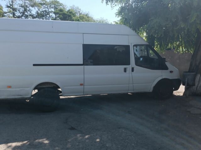 Белый Форд Транзит, объемом двигателя 2.4 л и пробегом 434 тыс. км за 9499 $, фото 3 на Automoto.ua