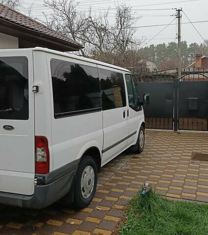 Білий Форд Транзит, об'ємом двигуна 2.2 л та пробігом 342 тис. км за 8600 $, фото 6 на Automoto.ua