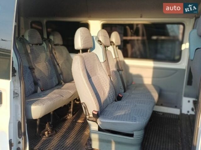 Белый Форд Транзит, объемом двигателя 2.2 л и пробегом 177 тыс. км за 8499 $, фото 6 на Automoto.ua