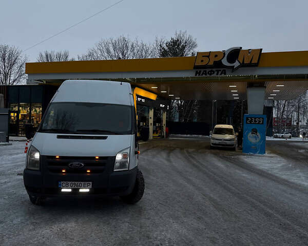 Білий Форд Транзит, об'ємом двигуна 2.5 л та пробігом 470 тис. км за 10000 $, фото 3 на Automoto.ua