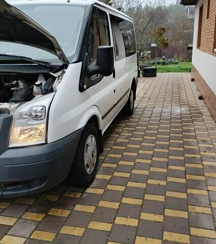 Білий Форд Транзит, об'ємом двигуна 2.2 л та пробігом 342 тис. км за 8600 $, фото 11 на Automoto.ua