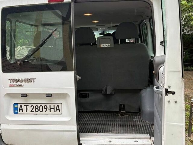 Білий Форд Транзит, об'ємом двигуна 2.2 л та пробігом 384 тис. км за 7600 $, фото 25 на Automoto.ua