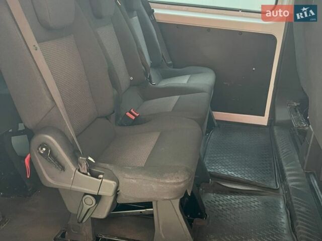 Белый Форд Транзит, объемом двигателя 2.2 л и пробегом 300 тыс. км за 12900 $, фото 10 на Automoto.ua