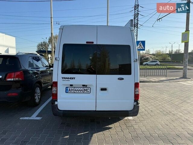 Белый Форд Транзит, объемом двигателя 2.2 л и пробегом 225 тыс. км за 6000 $, фото 3 на Automoto.ua