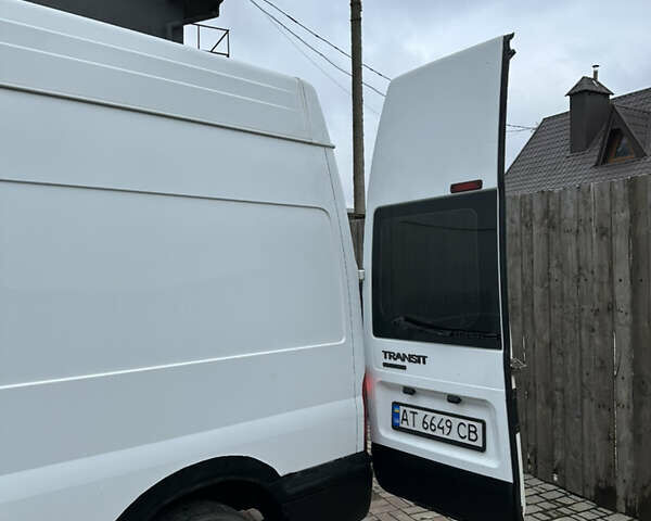 Білий Форд Транзит, об'ємом двигуна 2.2 л та пробігом 559 тис. км за 8000 $, фото 53 на Automoto.ua