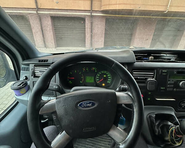 Білий Форд Транзит, об'ємом двигуна 2.2 л та пробігом 559 тис. км за 8000 $, фото 66 на Automoto.ua