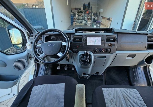 Білий Форд Транзит, об'ємом двигуна 2.2 л та пробігом 374 тис. км за 9900 $, фото 7 на Automoto.ua