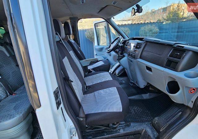 Білий Форд Транзит, об'ємом двигуна 2.2 л та пробігом 374 тис. км за 9900 $, фото 13 на Automoto.ua