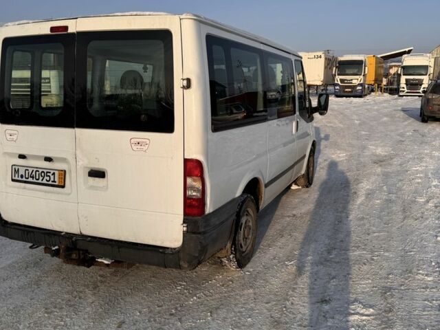 Білий Форд Транзит, об'ємом двигуна 2.2 л та пробігом 220 тис. км за 3500 $, фото 2 на Automoto.ua