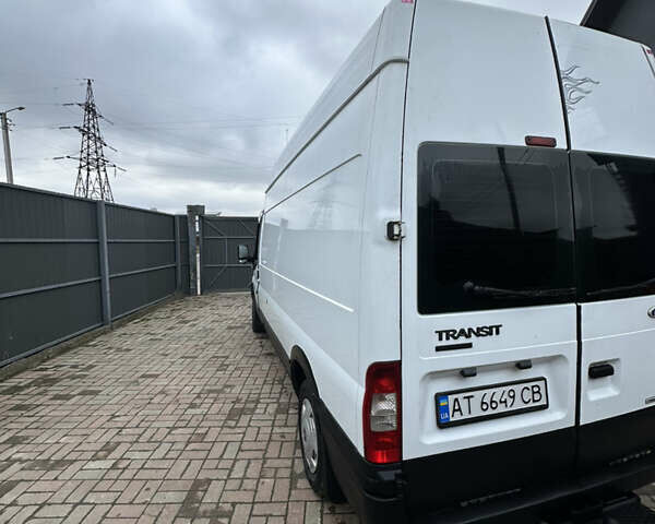 Білий Форд Транзит, об'ємом двигуна 2.2 л та пробігом 559 тис. км за 8000 $, фото 3 на Automoto.ua