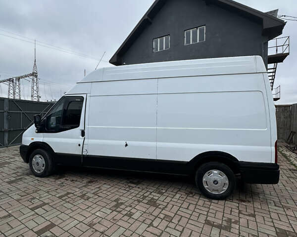 Білий Форд Транзит, об'ємом двигуна 2.2 л та пробігом 559 тис. км за 8000 $, фото 2 на Automoto.ua