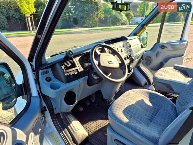 Білий Форд Транзит, об'ємом двигуна 2.2 л та пробігом 116 тис. км за 12500 $, фото 6 на Automoto.ua