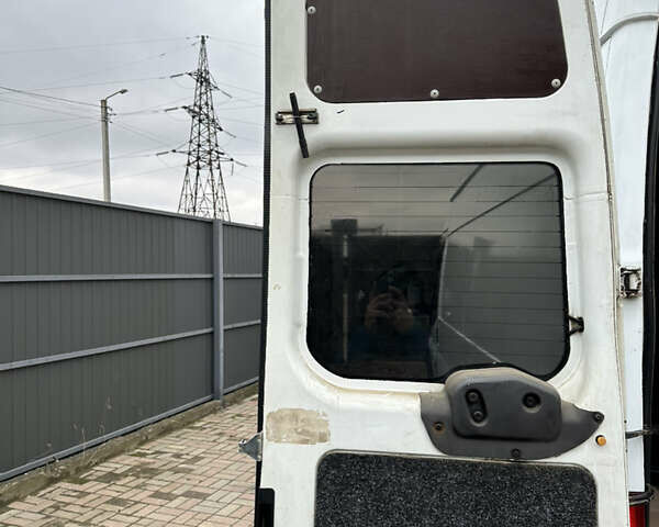 Білий Форд Транзит, об'ємом двигуна 2.2 л та пробігом 559 тис. км за 8000 $, фото 39 на Automoto.ua