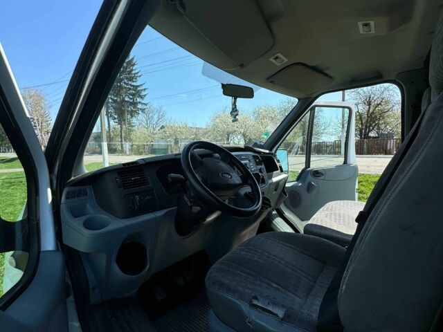 Белый Форд Транзит, объемом двигателя 2.2 л и пробегом 268 тыс. км за 6800 $, фото 6 на Automoto.ua