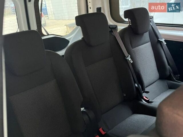 Белый Форд Транзит, объемом двигателя 2.2 л и пробегом 300 тыс. км за 12900 $, фото 12 на Automoto.ua