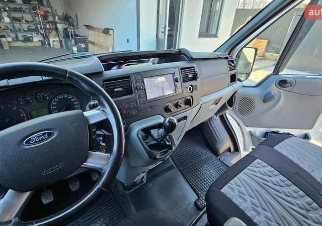 Білий Форд Транзит, об'ємом двигуна 2.2 л та пробігом 374 тис. км за 9900 $, фото 10 на Automoto.ua