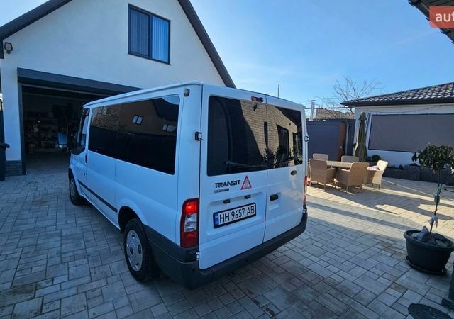 Білий Форд Транзит, об'ємом двигуна 2.2 л та пробігом 374 тис. км за 9900 $, фото 2 на Automoto.ua