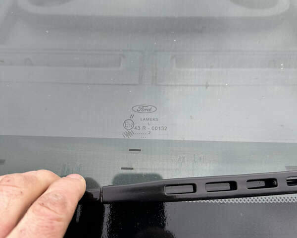 Білий Форд Транзит, об'ємом двигуна 2.2 л та пробігом 559 тис. км за 8000 $, фото 10 на Automoto.ua