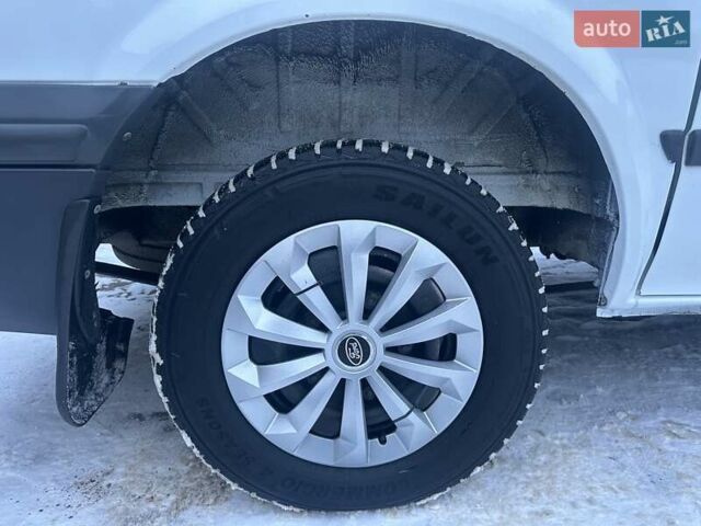 Белый Форд Транзит, объемом двигателя 2.2 л и пробегом 211 тыс. км за 8500 $, фото 19 на Automoto.ua