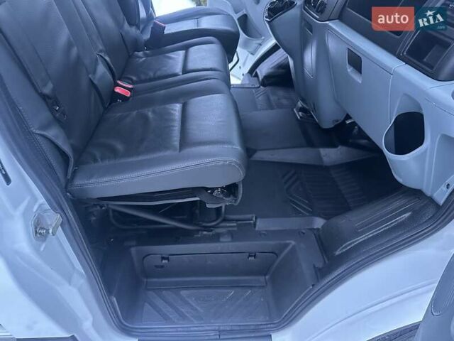 Белый Форд Транзит, объемом двигателя 2.2 л и пробегом 211 тыс. км за 8500 $, фото 35 на Automoto.ua