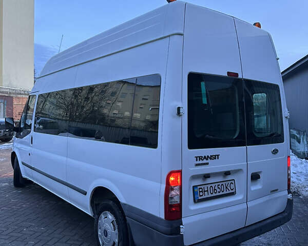 Білий Форд Транзит, об'ємом двигуна 2.2 л та пробігом 168 тис. км за 12400 $, фото 4 на Automoto.ua