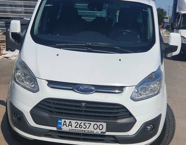 Білий Форд Транзит, об'ємом двигуна 2.2 л та пробігом 200 тис. км за 13900 $, фото 1 на Automoto.ua