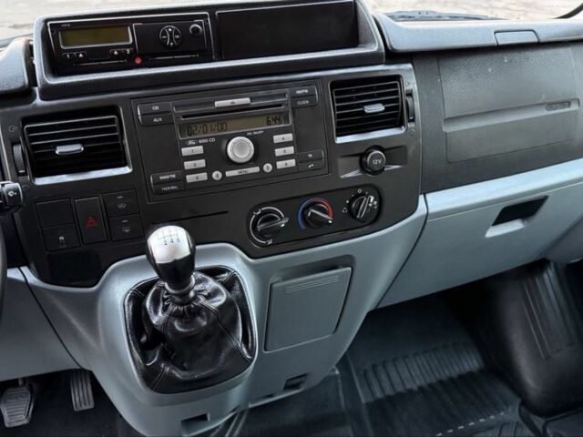 Белый Форд Транзит, объемом двигателя 2.2 л и пробегом 145 тыс. км за 14500 $, фото 12 на Automoto.ua