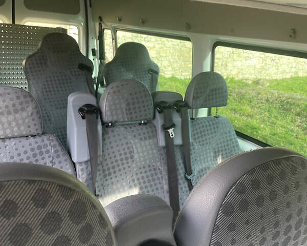 Білий Форд Транзит, об'ємом двигуна 2.2 л та пробігом 192 тис. км за 15200 $, фото 13 на Automoto.ua