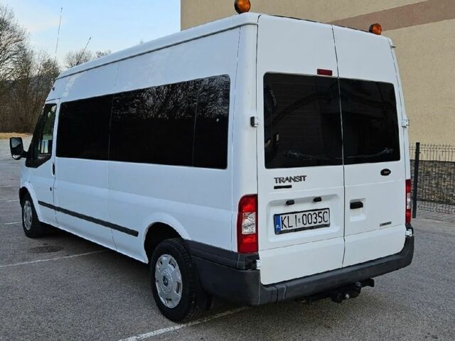 Белый Форд Транзит, объемом двигателя 2.2 л и пробегом 230 тыс. км за 2693 $, фото 1 на Automoto.ua