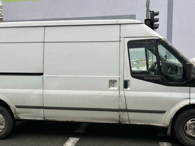 Белый Форд Транзит, объемом двигателя 2.2 л и пробегом 555 тыс. км за 9000 $, фото 10 на Automoto.ua