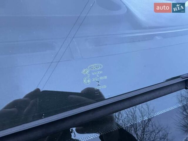 Белый Форд Транзит, объемом двигателя 2.2 л и пробегом 211 тыс. км за 8500 $, фото 47 на Automoto.ua