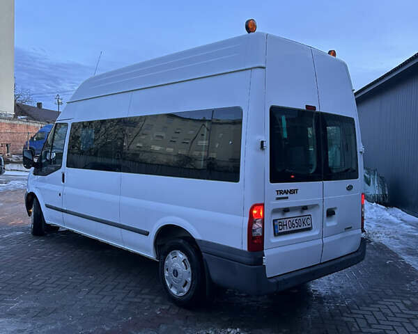 Білий Форд Транзит, об'ємом двигуна 2.2 л та пробігом 168 тис. км за 12400 $, фото 3 на Automoto.ua