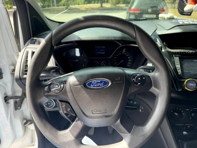 Белый Форд Транзит, объемом двигателя 1.6 л и пробегом 289 тыс. км за 10000 $, фото 7 на Automoto.ua