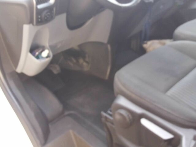 Белый Форд Транзит, объемом двигателя 2.2 л и пробегом 150 тыс. км за 15000 $, фото 12 на Automoto.ua