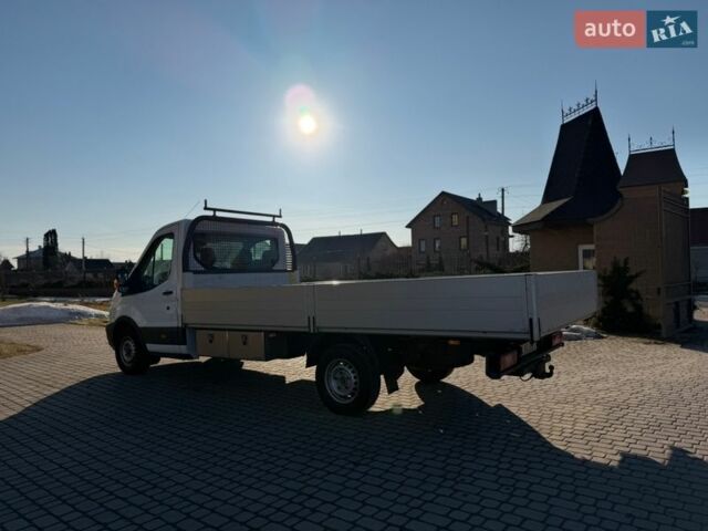 Белый Форд Транзит, объемом двигателя 2.2 л и пробегом 188 тыс. км за 17900 $, фото 3 на Automoto.ua