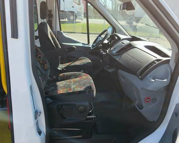 Білий Форд Транзит, об'ємом двигуна 2.2 л та пробігом 243 тис. км за 16400 $, фото 11 на Automoto.ua