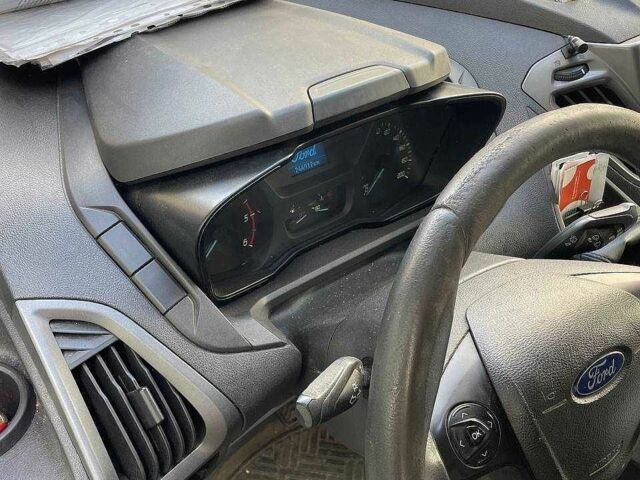 Білий Форд Транзит, об'ємом двигуна 2.2 л та пробігом 244 тис. км за 11500 $, фото 5 на Automoto.ua