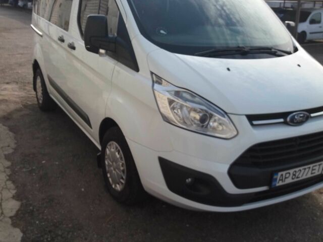 Белый Форд Транзит, объемом двигателя 2.2 л и пробегом 150 тыс. км за 15000 $, фото 1 на Automoto.ua