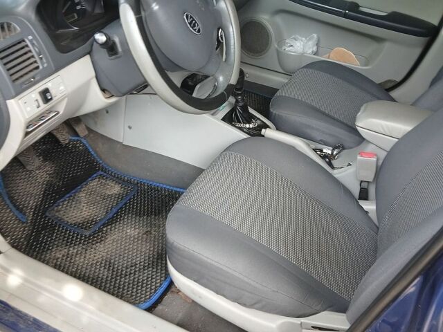 Білий Форд Транзит, об'ємом двигуна 2.2 л та пробігом 372 тис. км за 14500 $, фото 10 на Automoto.ua