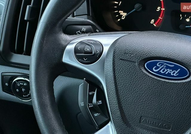 Білий Форд Транзит, об'ємом двигуна 2.2 л та пробігом 176 тис. км за 16696 $, фото 80 на Automoto.ua