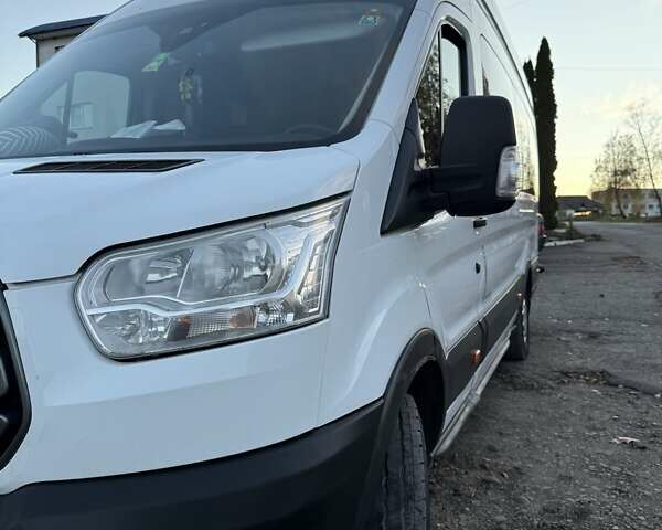 Белый Форд Транзит, объемом двигателя 2.2 л и пробегом 572 тыс. км за 18500 $, фото 1 на Automoto.ua