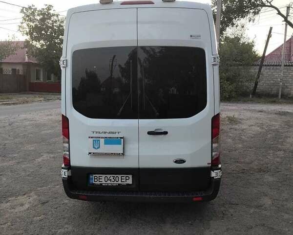 Белый Форд Транзит, объемом двигателя 2.2 л и пробегом 300 тыс. км за 18000 $, фото 7 на Automoto.ua
