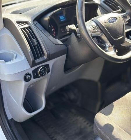 Білий Форд Транзит, об'ємом двигуна 2.2 л та пробігом 173 тис. км за 15500 $, фото 11 на Automoto.ua