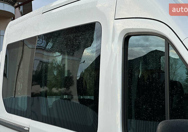 Білий Форд Транзит, об'ємом двигуна 2.2 л та пробігом 176 тис. км за 17199 $, фото 31 на Automoto.ua