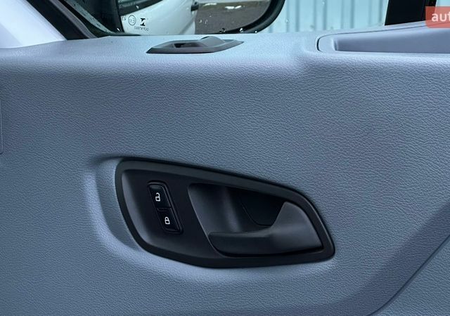 Білий Форд Транзит, об'ємом двигуна 2.2 л та пробігом 176 тис. км за 16696 $, фото 92 на Automoto.ua