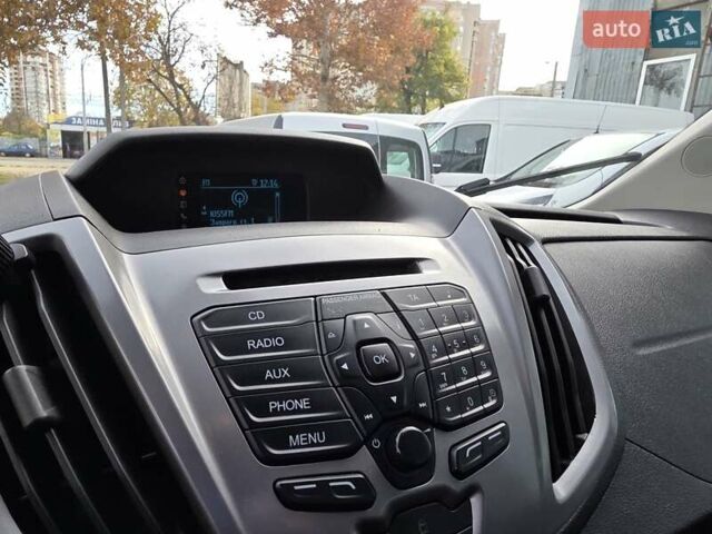 Білий Форд Транзит, об'ємом двигуна 2.2 л та пробігом 184 тис. км за 17800 $, фото 25 на Automoto.ua