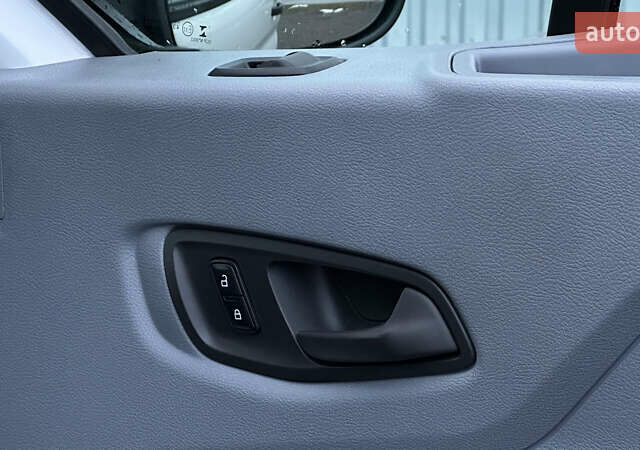 Білий Форд Транзит, об'ємом двигуна 2.2 л та пробігом 176 тис. км за 17199 $, фото 92 на Automoto.ua