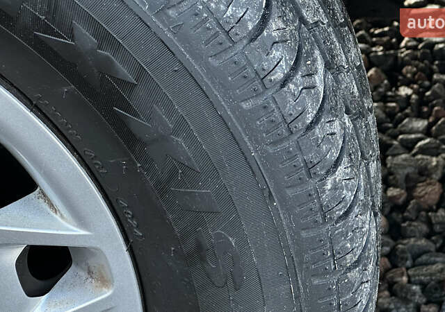 Білий Форд Транзит, об'ємом двигуна 2.2 л та пробігом 176 тис. км за 17199 $, фото 15 на Automoto.ua