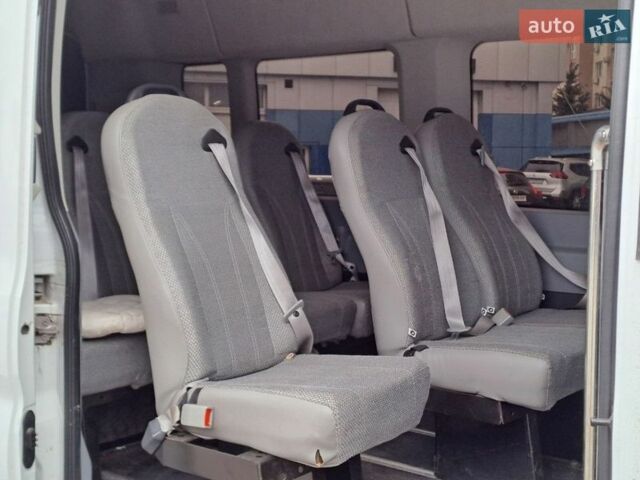 Белый Форд Транзит, объемом двигателя 3.7 л и пробегом 403 тыс. км за 14990 $, фото 16 на Automoto.ua