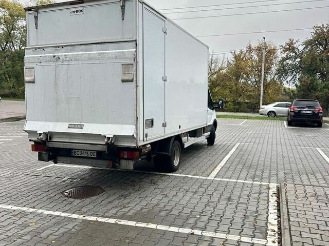 Белый Форд Транзит, объемом двигателя 2.2 л и пробегом 156 тыс. км за 19996 $, фото 4 на Automoto.ua